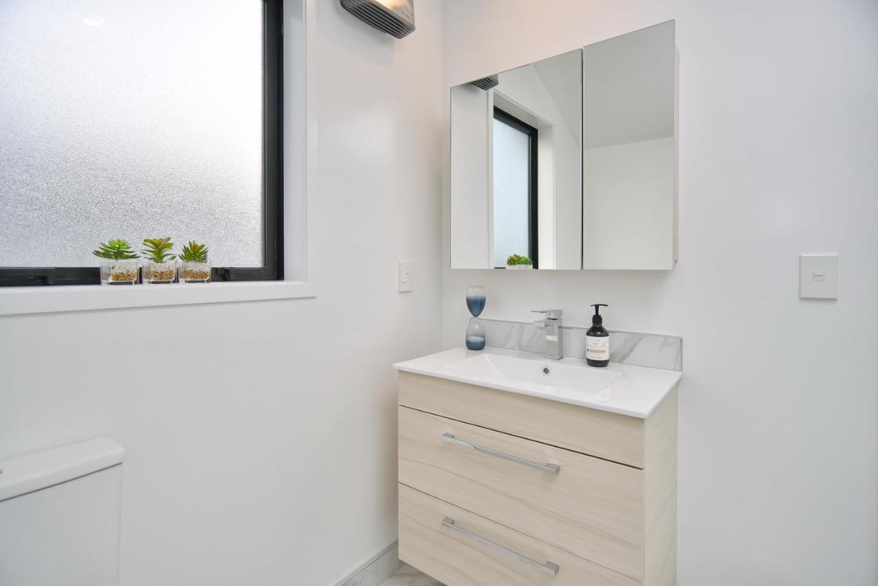 Sea Air And Sandy Beach, Beautiful 1 Bed 1 Bath Christchurch Exterior photo